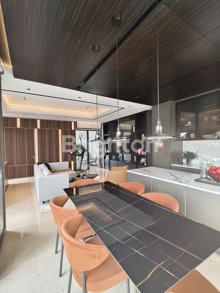 image RUMAH MEWAH 3 LANTAI LOKASI STRATEGIS & INVESTASI MENJANJIKAN (14)