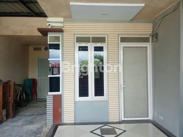 image RUMAH MODERN SIAP HUNI  (2)