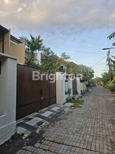 image RUMAH MODERN STYLE TUKAD PAKERISAN - PANJER (8)
