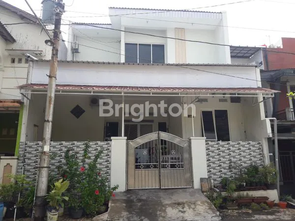 image RUMAH STRATEGIS DI KOMPLEK PERUMAHAN SEMARANG BARAT (1)