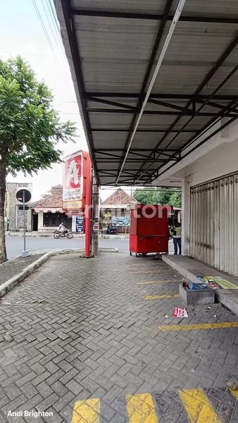 image RUKO 4 PINTU 2 LANTAI SIAP PAKAI EX ALFAMIDI DI JOMBANG (3)