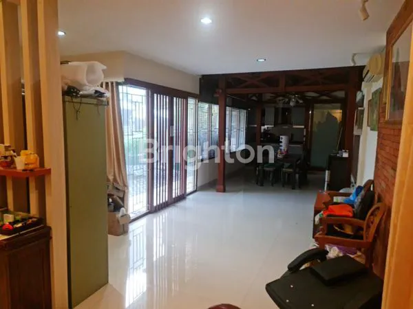 image RUMAH MEWAH TUKAD BADUNG  - RENON (4)