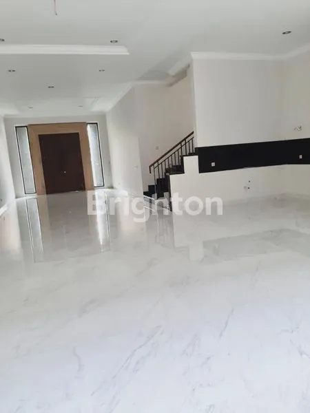 image RUMAH MEWAH PERMATA BUANA 3 LT JAKARTA BARAT (3)