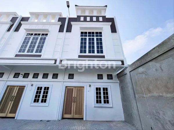 image KOMPLEK ALEXANDRIA. RUMAH LEBAR 5 M. STRATEGIS & INTI KOTA. 4 MENIT KE STARBUCKS PANCING (6)