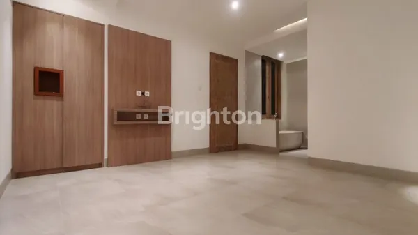 image VILLA CEMAGI CANGGU  SEMI FURNISHED ONLY 200 METERS FROM THE BEACH  (7)