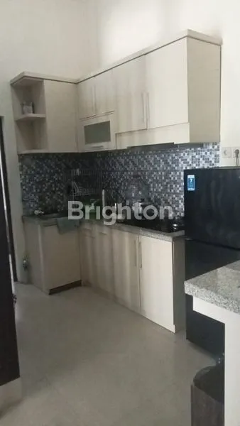 image RUMAH MEWAH 2 LANTAI  DI MALANG HARGA ISTIMEWA (4)