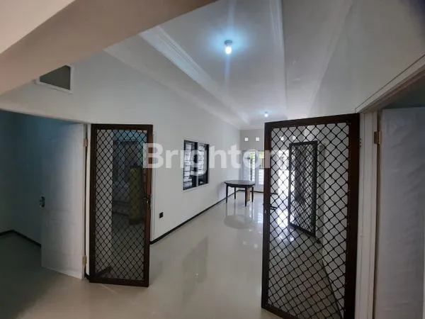 image RUMAH SIAP HUNI FULL RENOVASI MULYOSARI PRIMA DEKAT PAKUWON CITY, KAMPUS ITS (3)