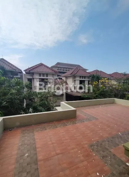 image RUMAH SIAP HUNI SELANGKAH PUSAT KOTA DI AKSES UTAMA SURABAYA (5)