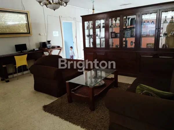 image RUMAH PASAR BARU BALIKPAPAN (4)