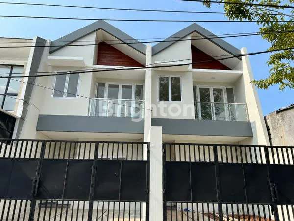 image RUMAH KAVLING DKI MERUYA 125M2 BRAND NEW SIAP HUNI DIJUAL JAKARTA BARAT (1)
