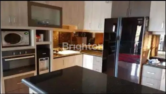 image RUMAH MEWAH FULL FURNISH DI BALIKPAPAN BARU (7)