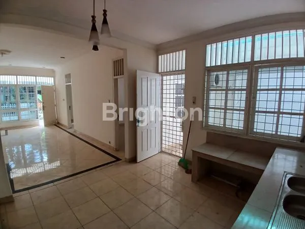 image RUMAH ASRI 3KT DI SETIA BUDI INDAH I DEKAT RINGROAD MALL (3)