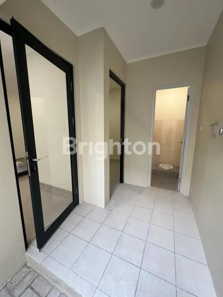 image RUMAH BARU GADING SERPONG CLUSTER CARSON SIAP HUNI (5)
