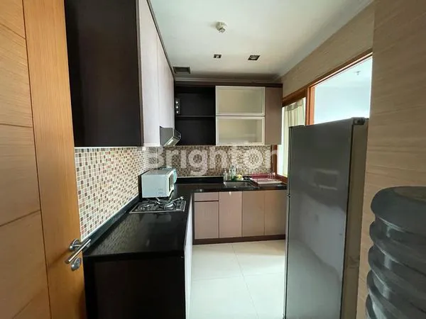 image APARTEMEN HAMPTONS PARK (6)