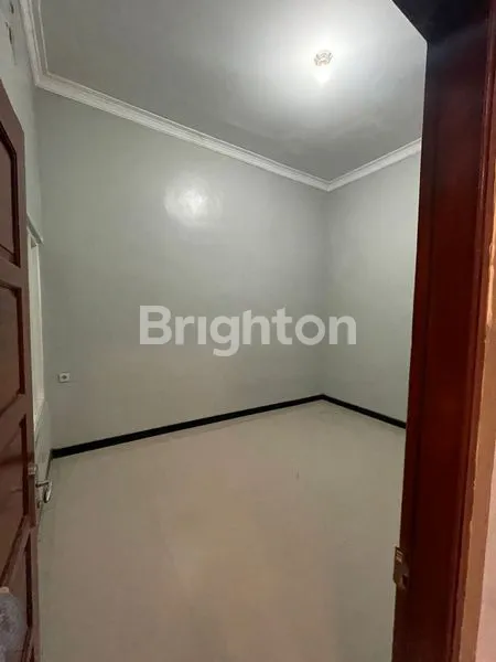 image RUMAH MINIMALIS SIAP HUNI SOLO BARU (3)