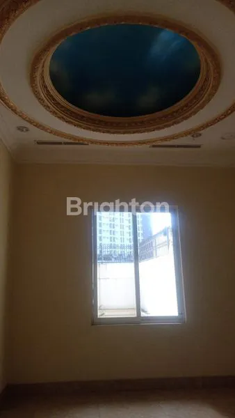 image RUMAH MEWAH DI JALAN RAYA MODERLAND TANGERANG (4)