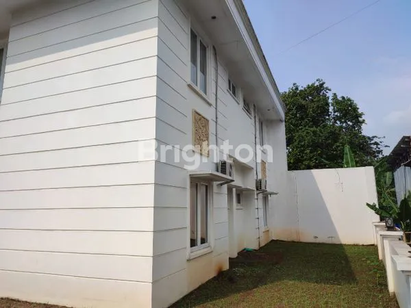 image RUMAH SUPER CANTIK SEMI FURNISHED  (4)