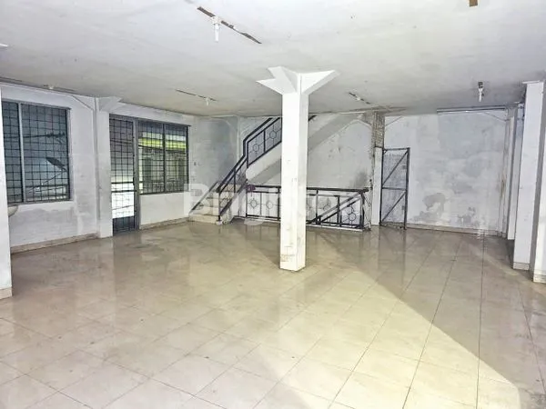 image RUKO 3 LANTAI DI PUSAT BISNIS KOTA SURABAYA JALAN RAYA TEMBAAN (3)