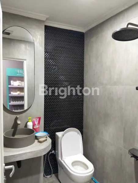 image LOKASI STRATEGIS, PARKIRAN TIDAK BERBAYAR , RUKO COMMPARK 2 1/2 LANTAI, LT 76M,LB -/+ 156M,ADA 2 GUDANG , DI BOULEVARD JALAN ,SEBERANG SHELL..BANGUNAN SUDAH RENOVASI, COCOK UNTUK KANTOR,RESTO DLL,KOTA WISATA, CIBUBUR, GUNUNG PUTRI, BOGOR, JAWA BARAT (6)