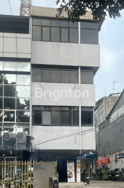 image RUKO STRATEGIS PASAR MINGGU LOKASI DEKAT GATOT SUBROTO JAKARTA SELATAN (1)