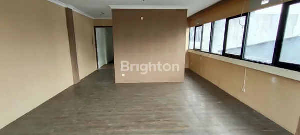 image RUKO STRATEGIS PASAR MINGGU LOKASI DEKAT GATOT SUBROTO JAKARTA SELATAN (8)