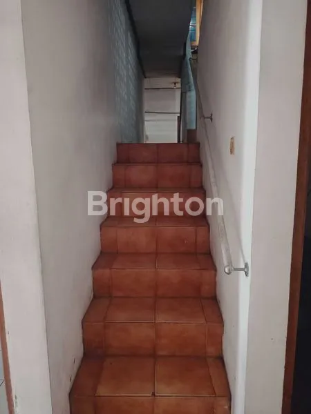 image KOST PUTRI LETAK STRATEGIS DEKAT DENGAN KAMPUS UMS (6)