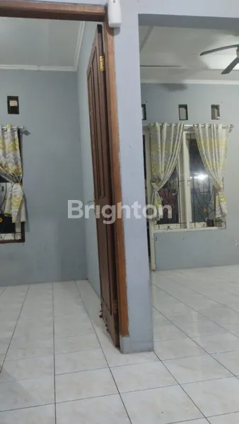 image RUMAH STRATEGIS DI KAWASAN PADAT PENDUDUK – DEKAT UI & TOL KUKUSAN, HANYA 750 JUTA (4)