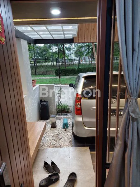 image RUMAH FLEEKHAUZ BSD TANGERANG  (8)