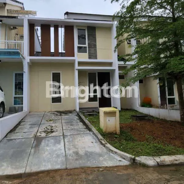 image RUMAH BARU 2 LANTAI CITRALAND CITY SAMARINDA (1)