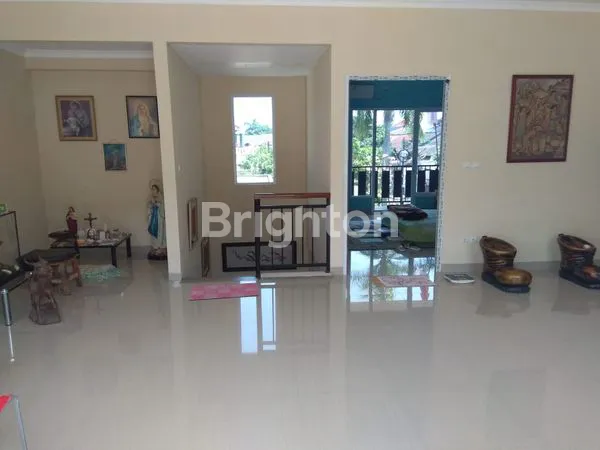 image RUMAH LUAS SIAP HUNI DI VILLA MELATI MAS SERPONG (5)