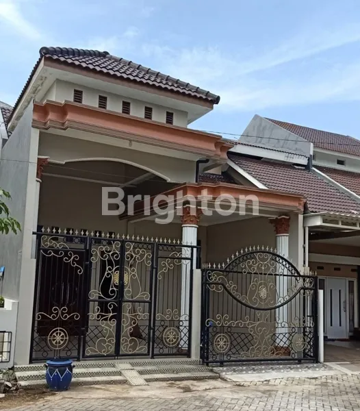 Gambar Property RUMAH 2 LANTAI DEKAT SURABAYA BARAT