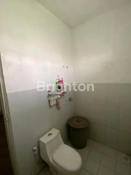 image GUDANG DAN TOKO STRATEGIS KEPANJEN (6)