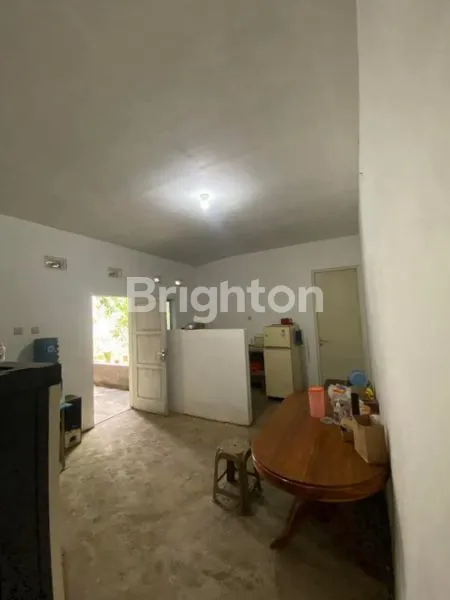 image GUDANG DAN TOKO STRATEGIS KEPANJEN (8)