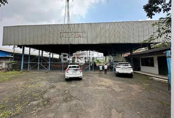 image GUDANG BESAR MAINROAD AMIR MACHMUD (1)