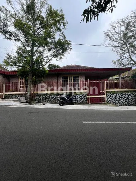 image RUMAH CANTIK DI KAWASAN STRATEGIS KOTA BATU (1)