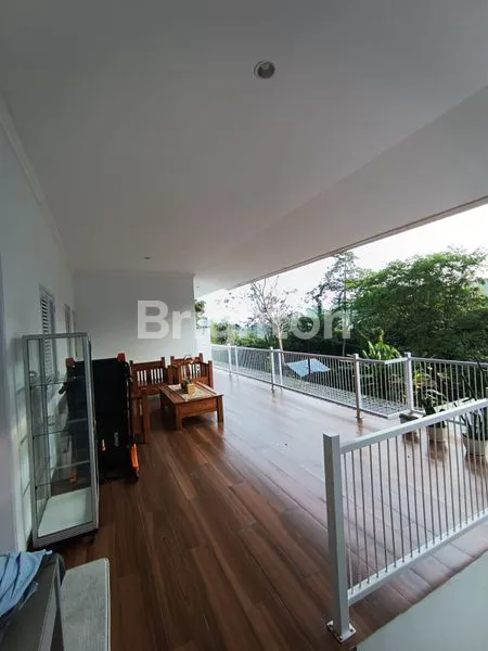 image RUMAH SEMIFURNISH SANGAT ASRI DAGO GIRI KABUPATEN BANDUNG (4)