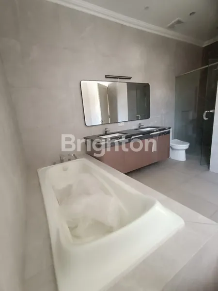 image RUMAH SIAP HUNI LOKASI PALM HILL CITRALAND !! (2)