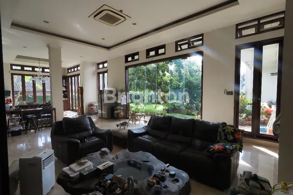 image RUMAH ISTIMEWA DI MENTENG BINTARO (3)