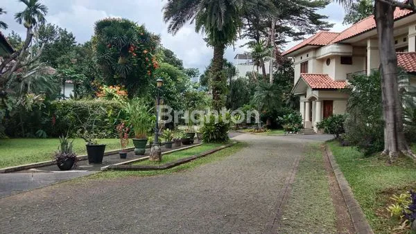 image TOWN HOUSE DISEWA 2 LANTAI LOKASI KEREN (7)