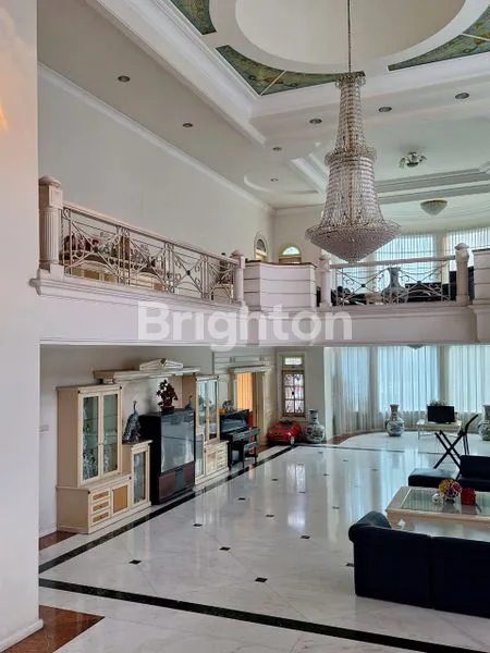 image RUMAH SIAP HUNI DEKAT MAYJEN SUNGKONO (3)