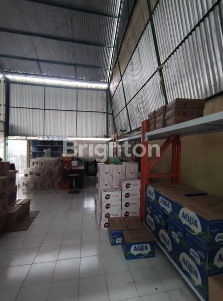 image TOKO 1 LANTAI DI JALAN UTAMA DEKAT RENON (8)