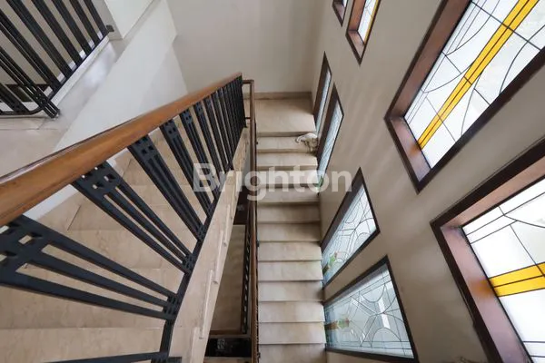 image RUMAH MEWAH MENTENG BINTARO,TANGERANG SELATAN (7)