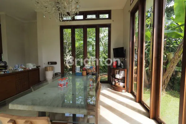 image RUMAH MEWAH MENTENG BINTARO,TANGERANG SELATAN (2)