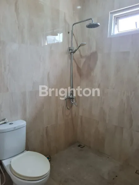 image RUMAH CANTIK 2 LANTAI DI  CLUSTER AVOCA HILLS RESIDENCE JAGAKARSA  JAKARTA SELATAN (5)