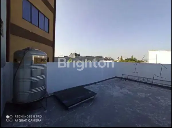 image JUAL RUKO HOOK 3 LANTAI RAYA KLAMPIS ARIEF RAHMAN HAKIM DEKAT RAYA MERR (7)