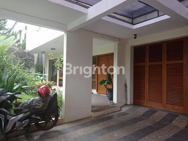 image MAINROAD ANTAPANI BANDUNG RUMAH MEWAH MINIMALIS TROPIS 2 LANTAI (2)