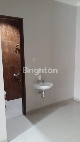 image JUAL RUMAH DI JLN SETRASARI SAYAP JL.IR SUTAMI BANDUNG (5)