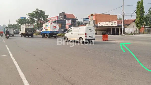 image TANAH PLUS BANGUNAN BOULEVARD BSD (2)