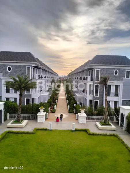 image HUNIAN MEWAH DI JAKARTA (1)