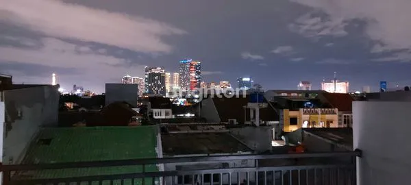 image RUMAH GROGOL 2,5 LANTAI MURAH FULL FURNISHED (6)